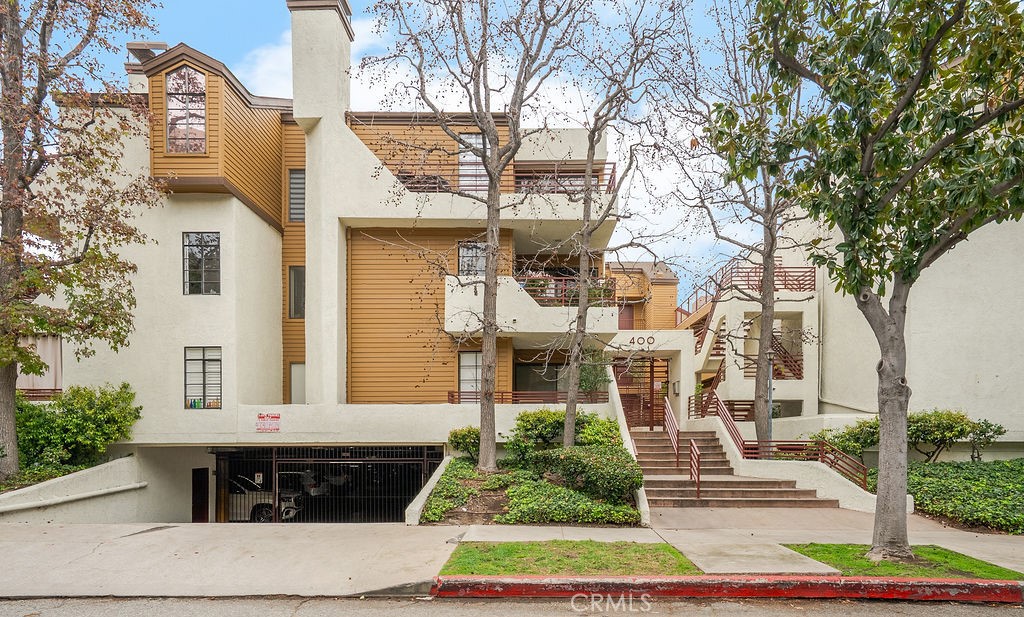 400 N Louise Street 205