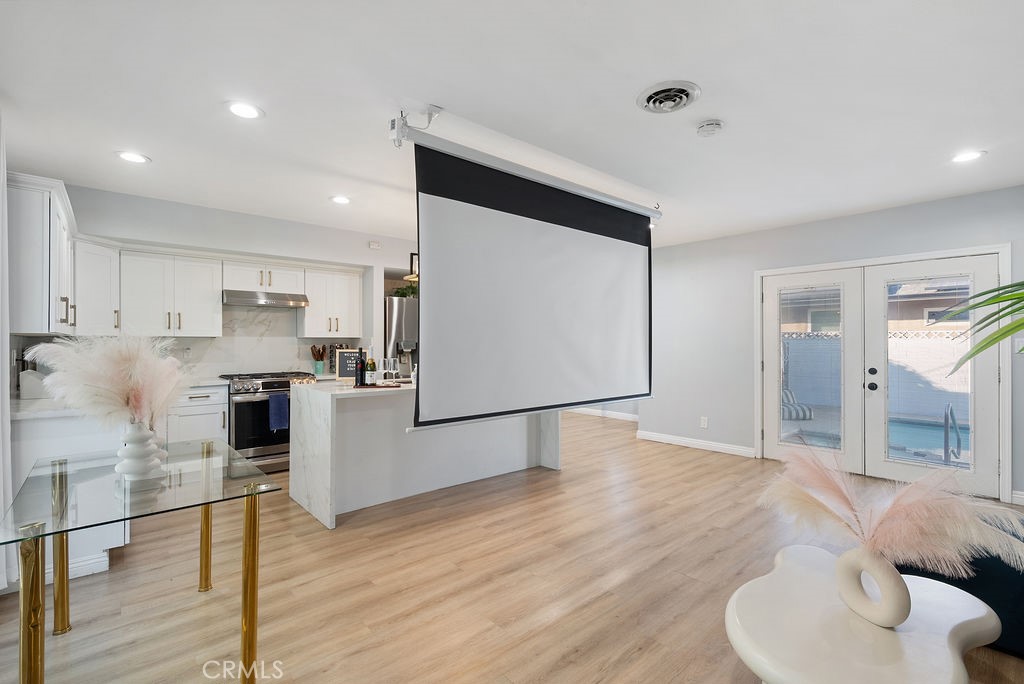 3628 Clark