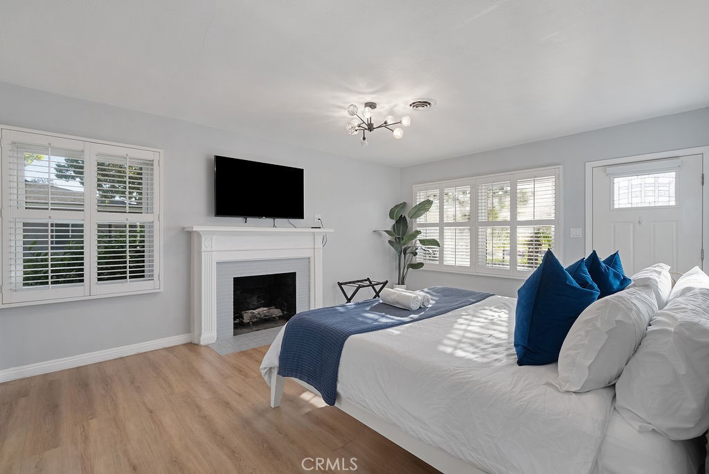 3628 Clark