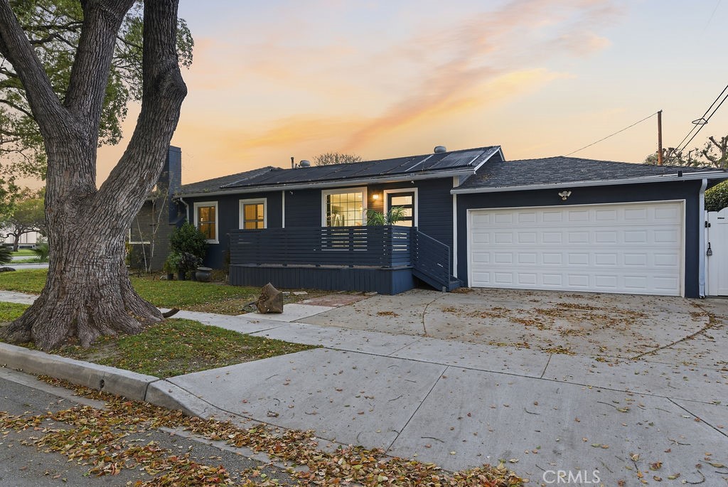 3628 Clark