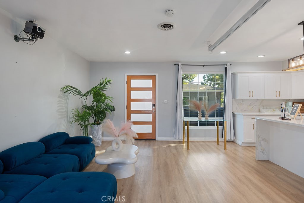 3628 Clark