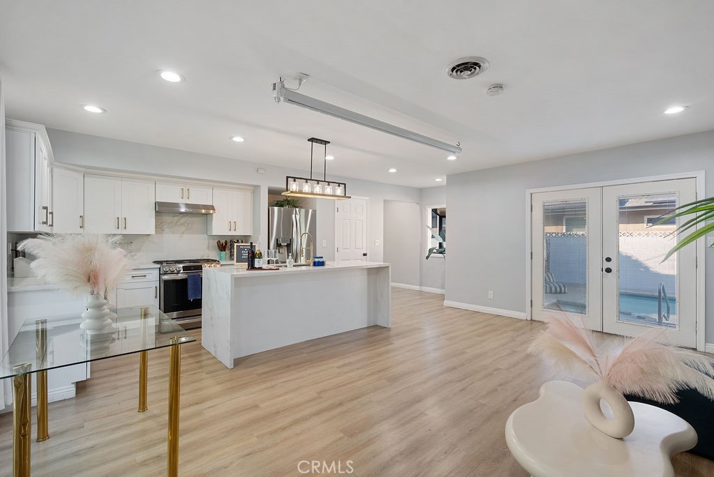 3628 Clark