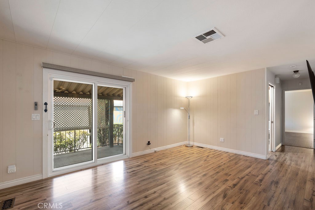 1235 Harbor Lake 13