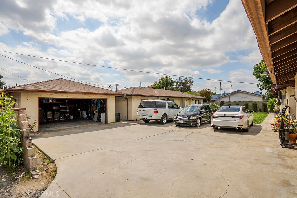 5227 Hammill Road