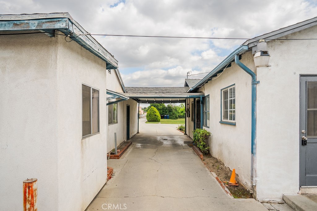 5227 Hammill Road