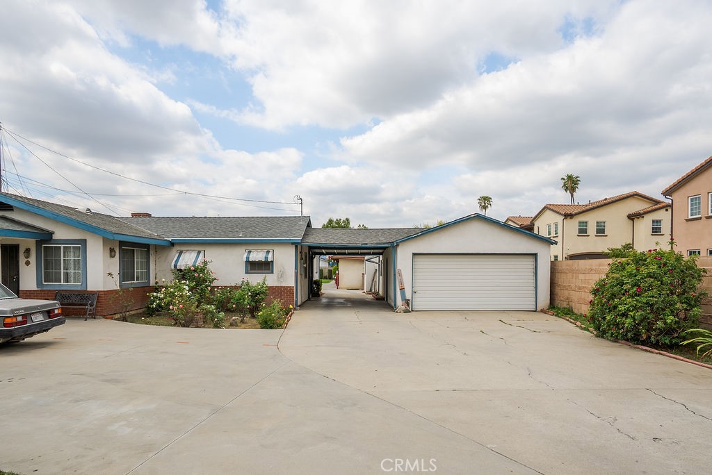 5227 Hammill Road