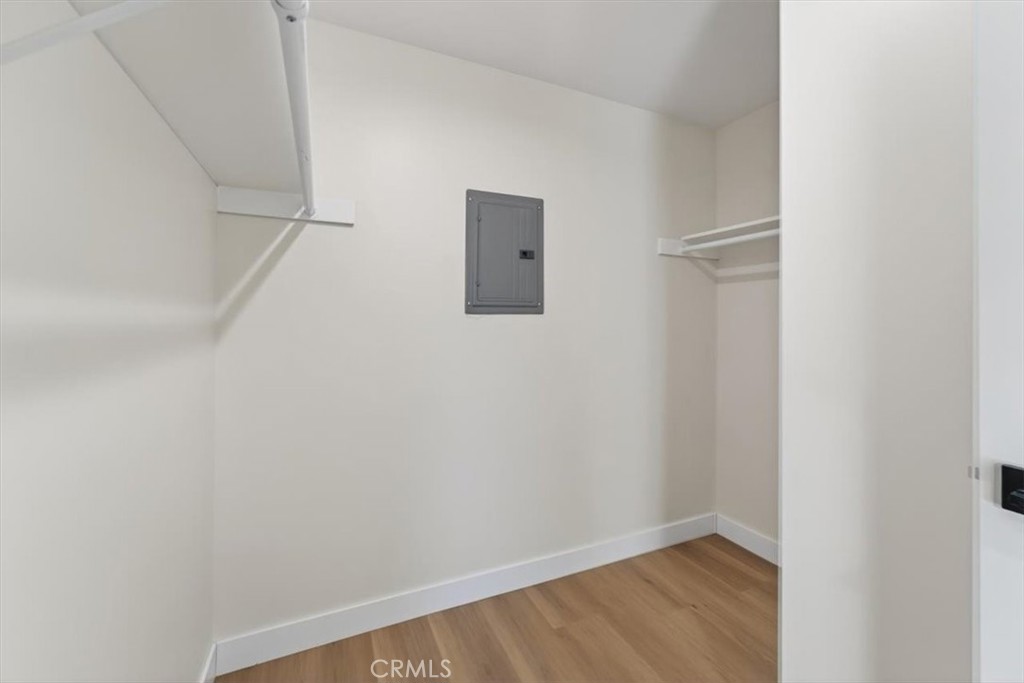 1607 Westmont