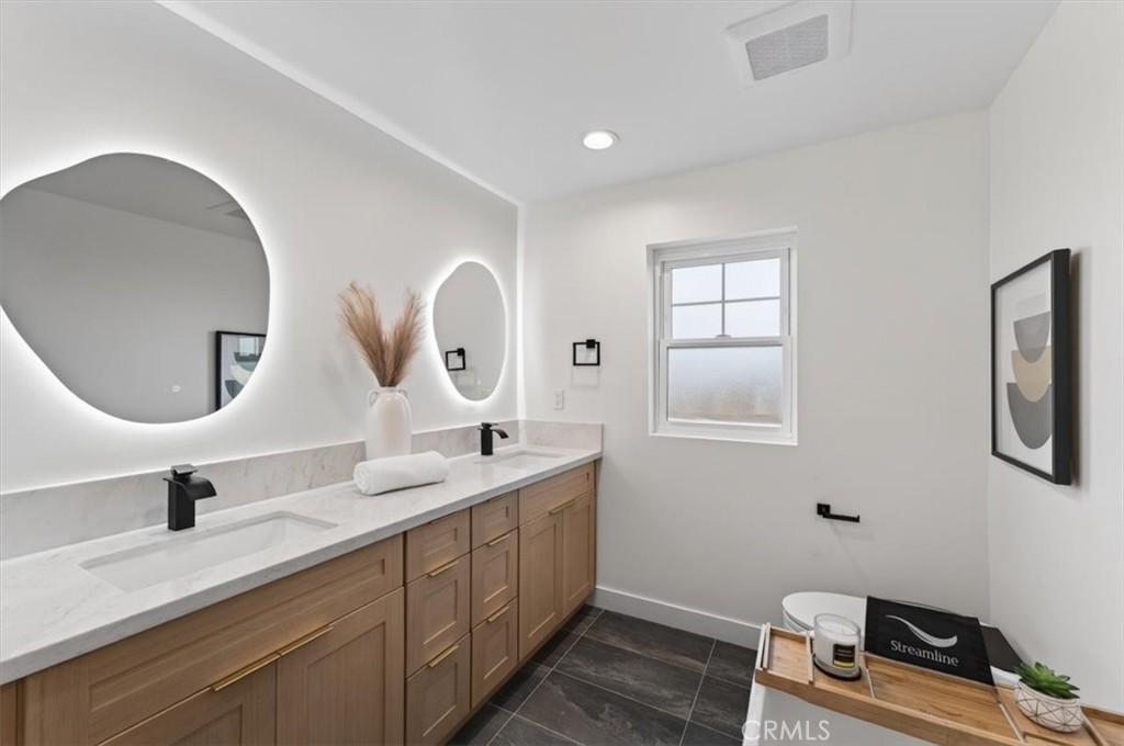 1607 Westmont