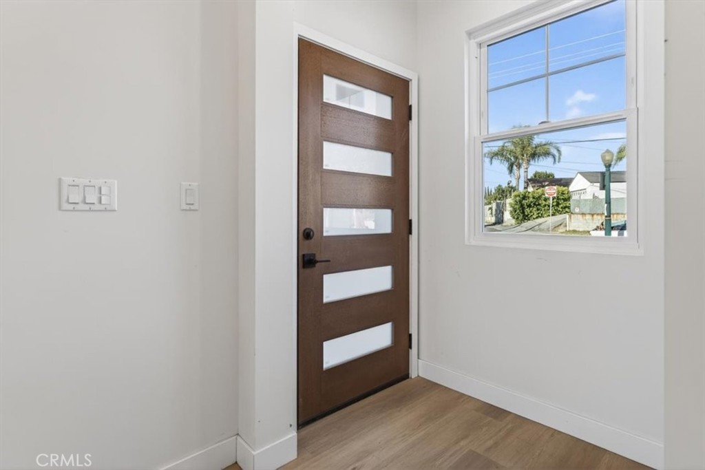 1607 Westmont