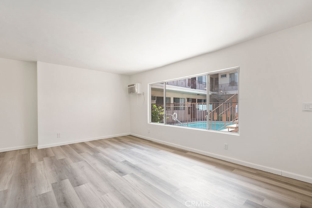 6535 Fulton