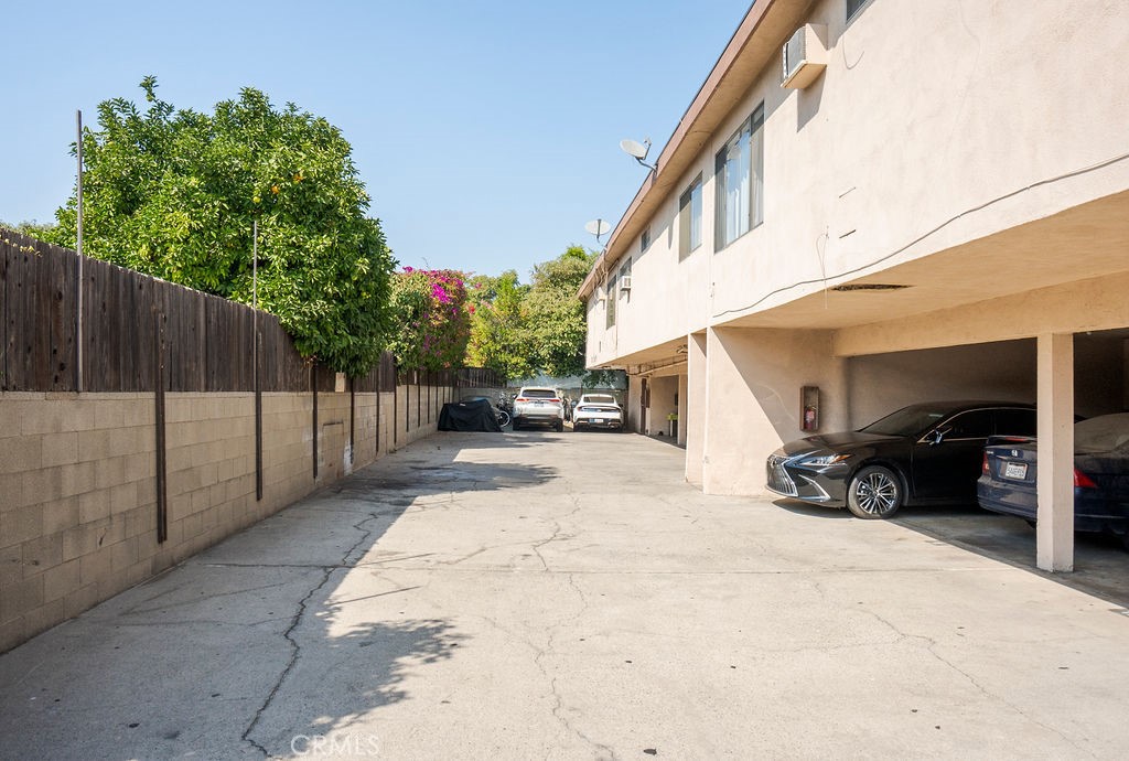 6535 Fulton