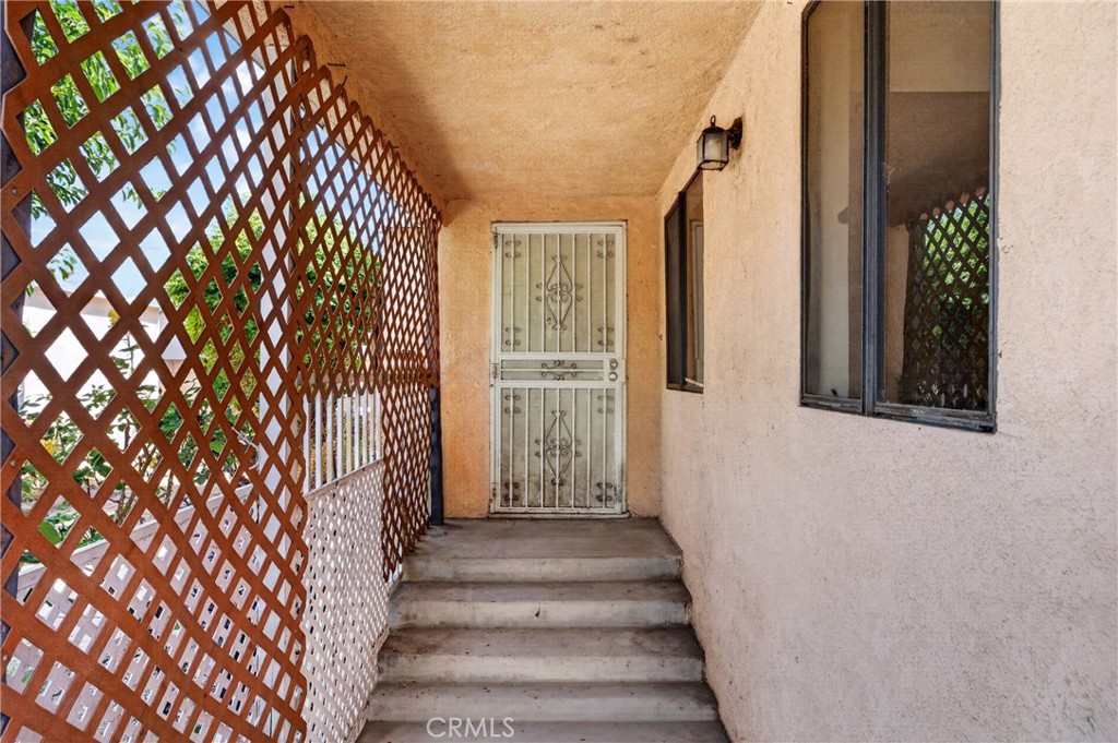15118 Polk Street