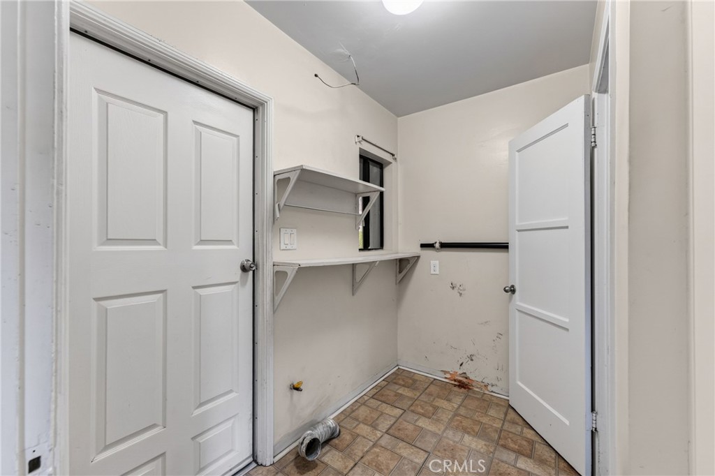 15118 Polk Street