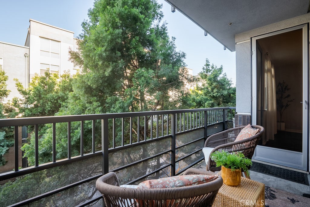 629 Traction Avenue 312