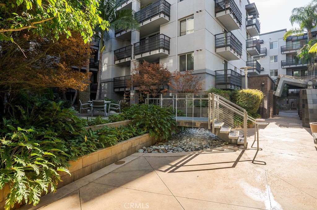 629 Traction Avenue 312