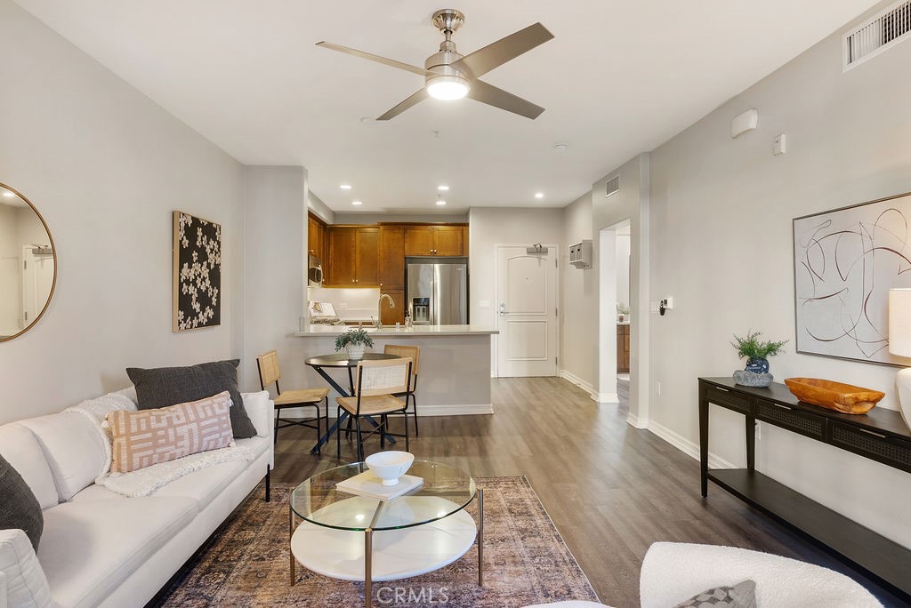629 Traction Avenue 312