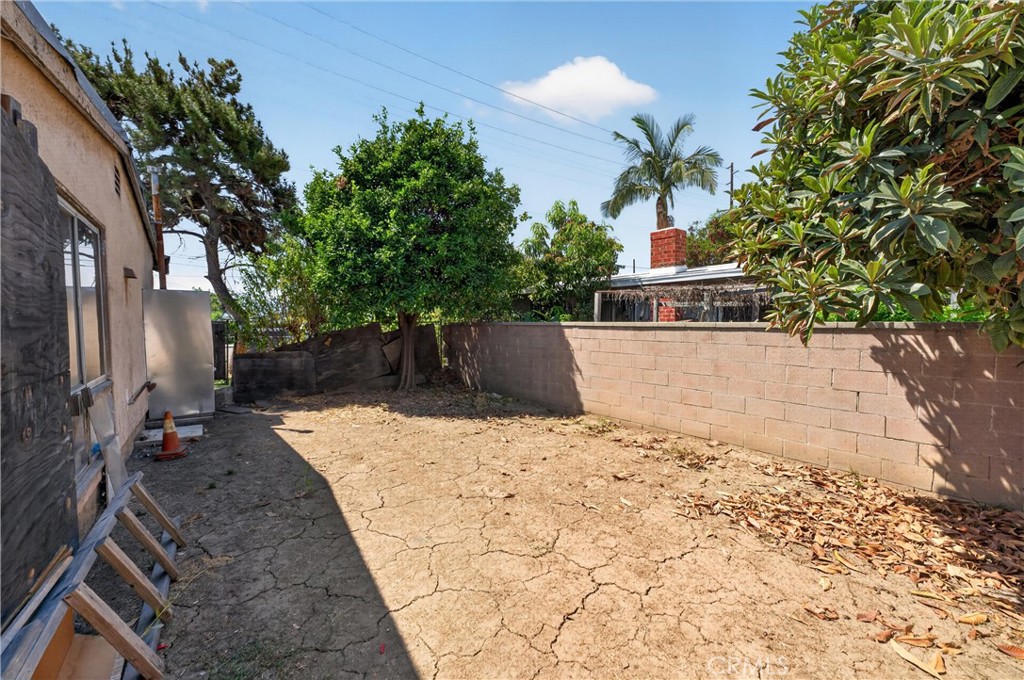 15335 Temple Avenue