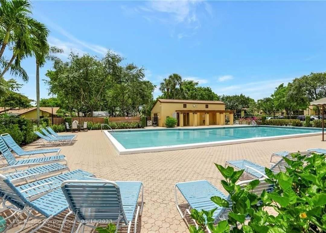 3966 Cocoplum Cir 3698