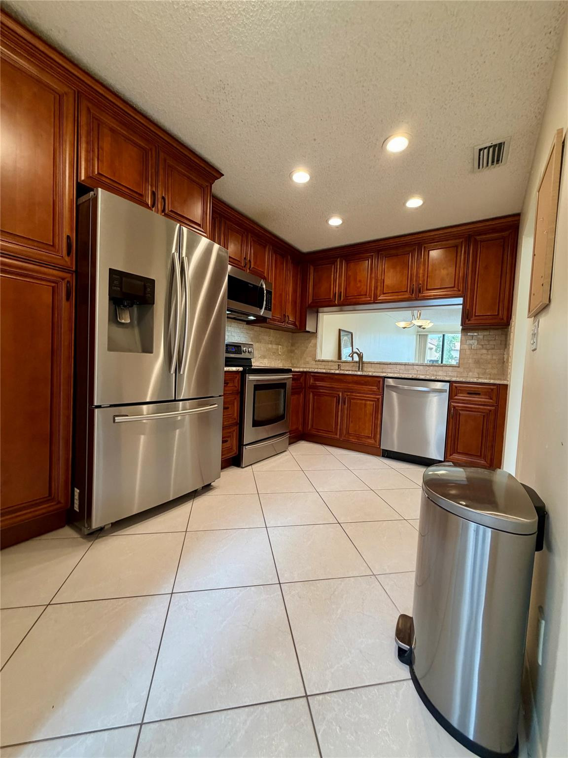 3966 Cocoplum Cir 3698