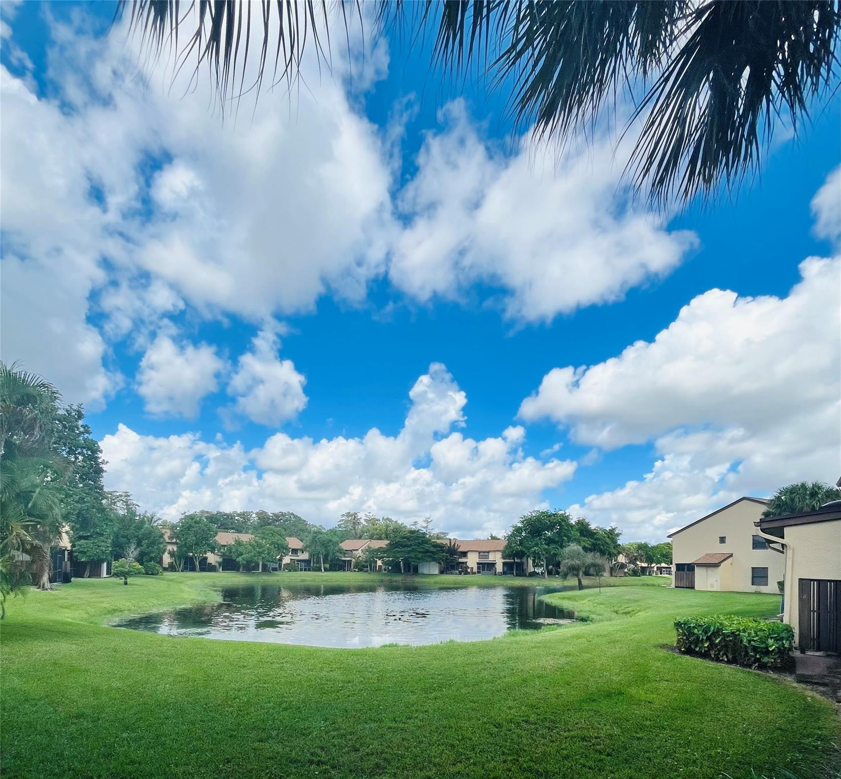 3966 Cocoplum Cir 3698
