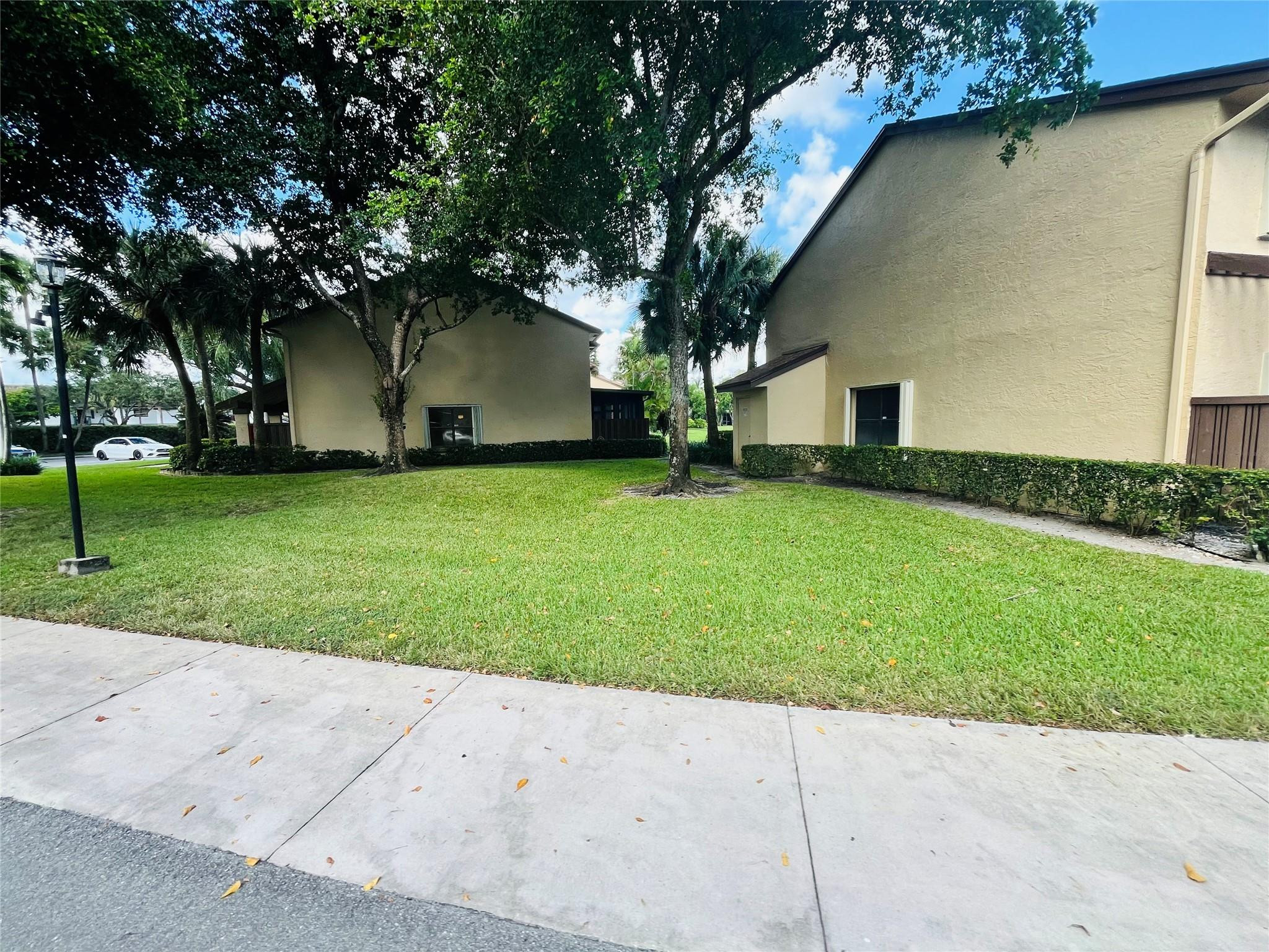3966 Cocoplum Cir 3698