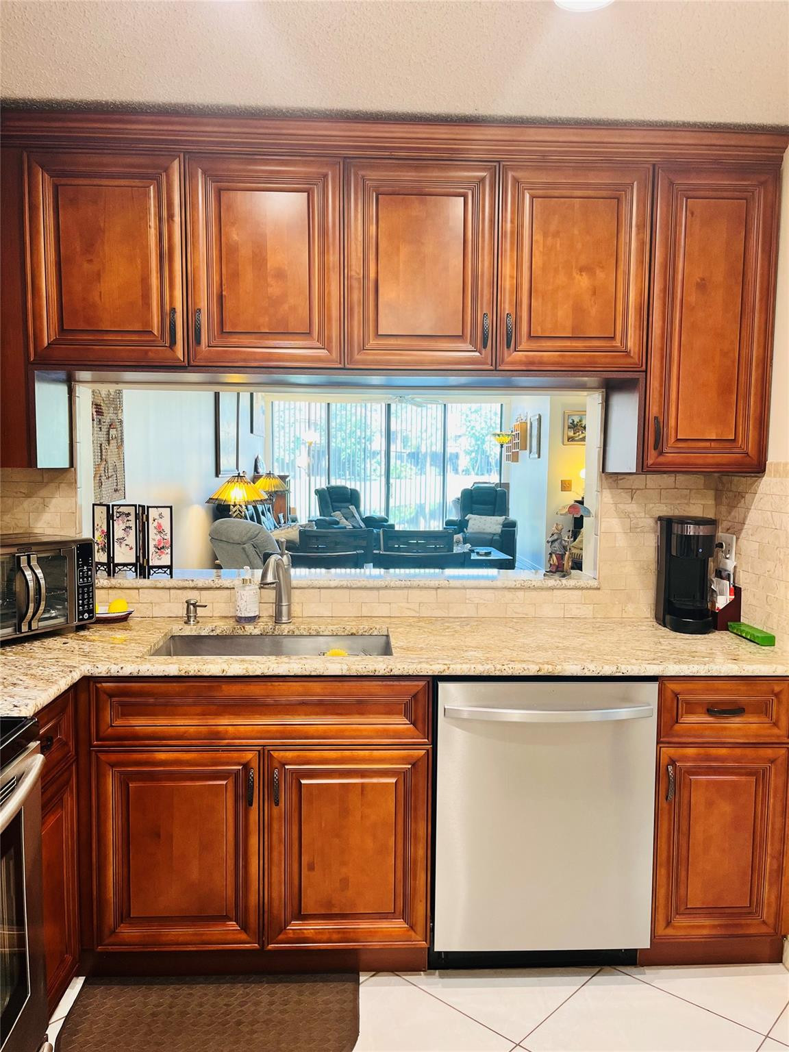 3966 Cocoplum Cir 3698