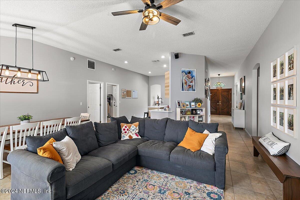 5455 CATSPAW Lane