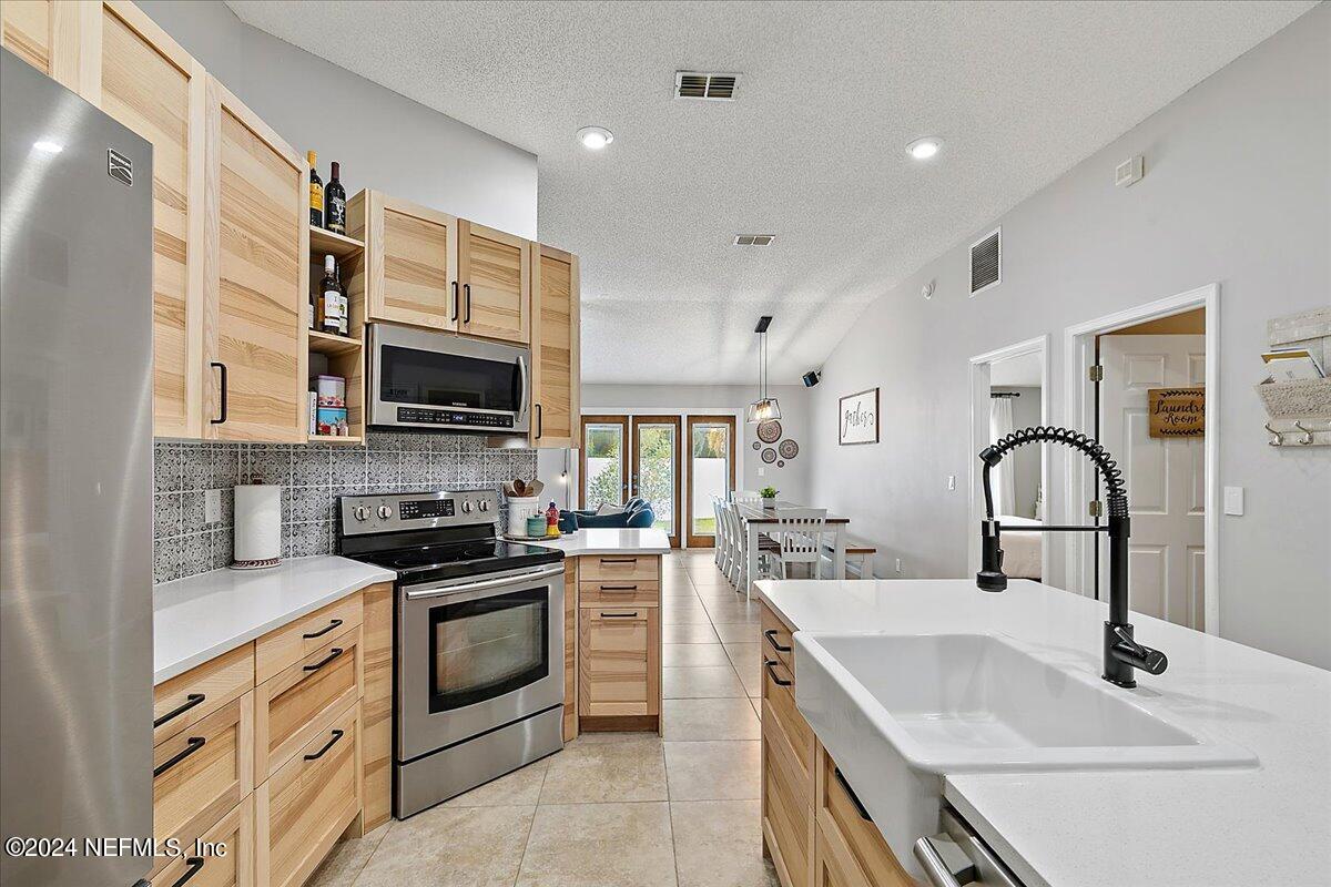 5455 CATSPAW Lane
