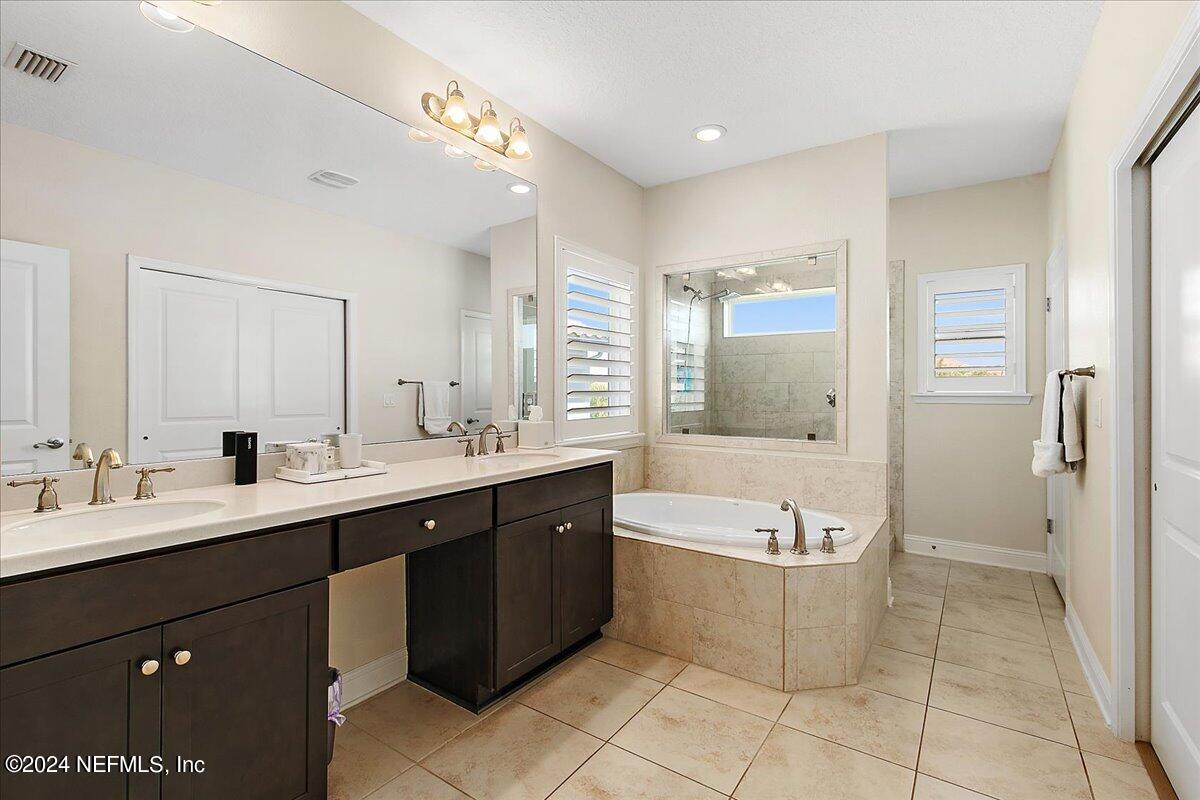 2854 PESCARA Drive