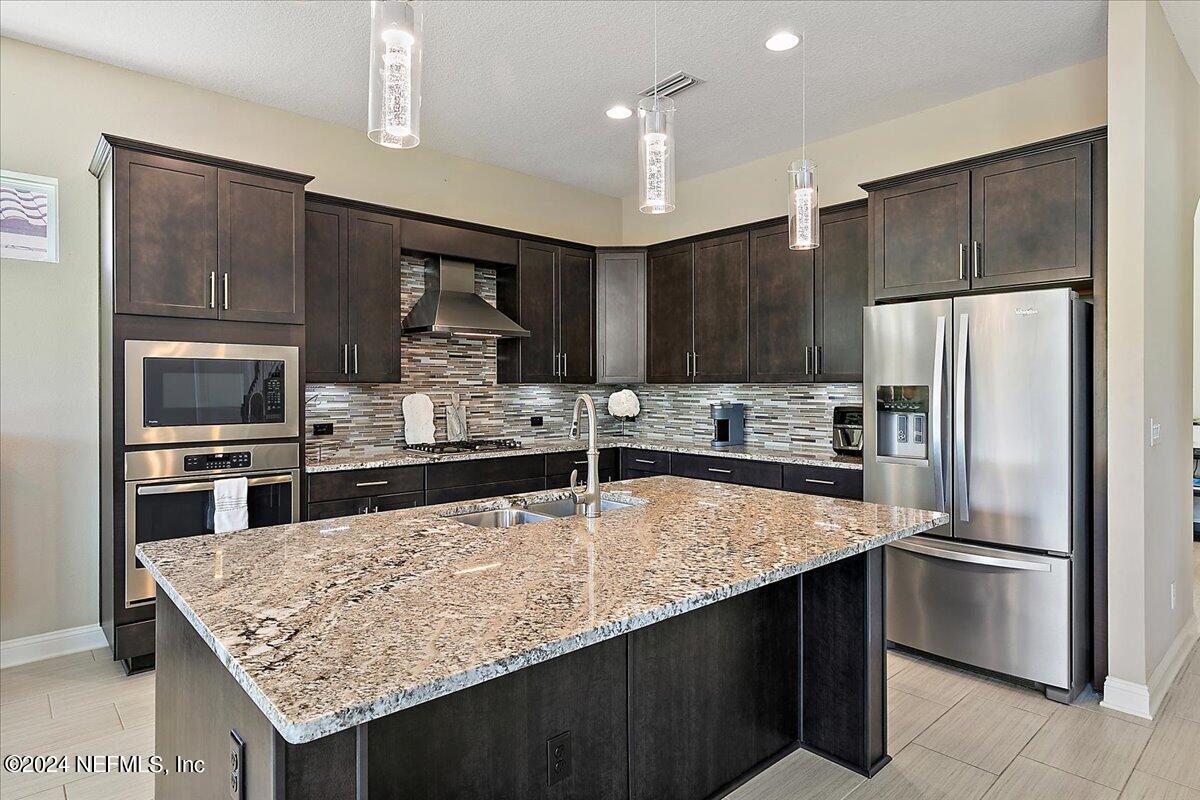 2854 PESCARA Drive