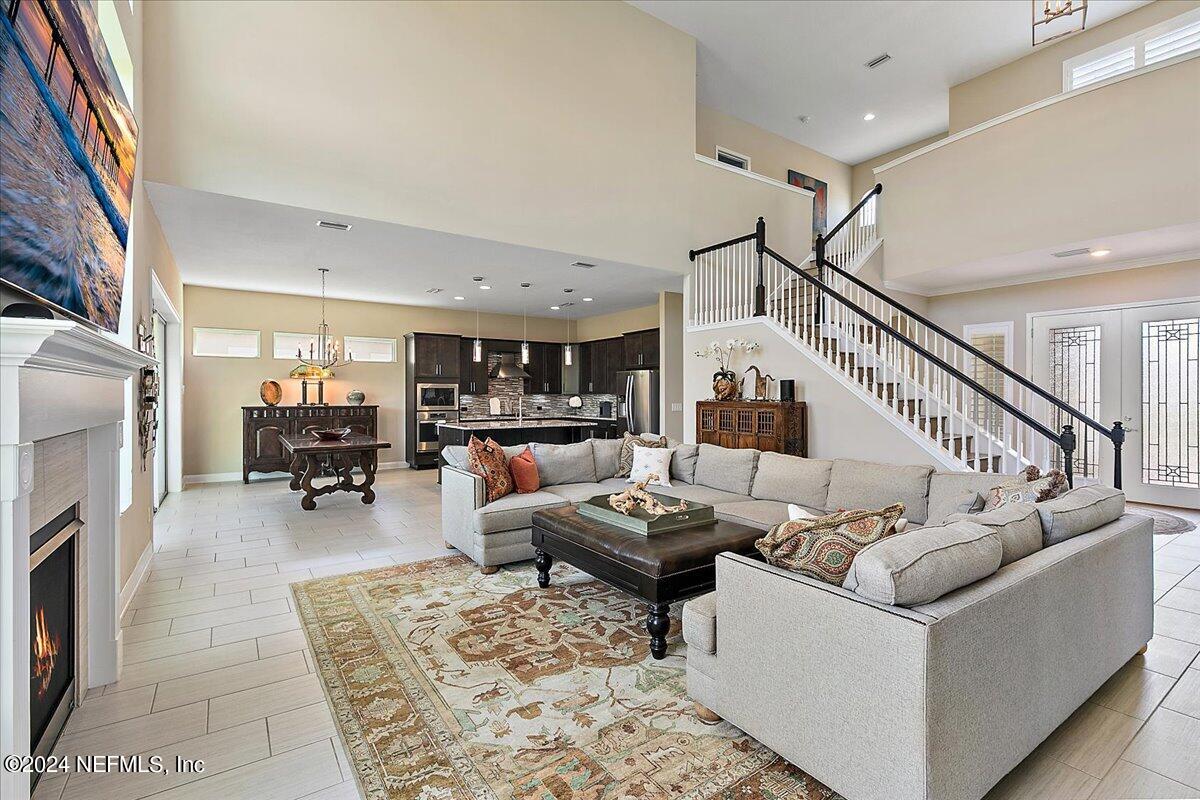 2854 PESCARA Drive