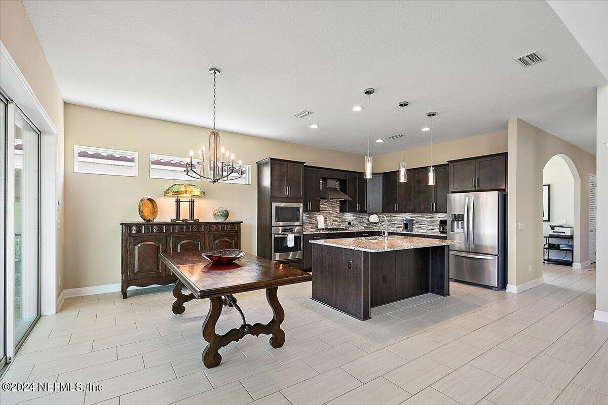 2854 PESCARA Drive