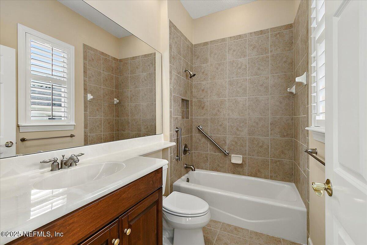 1379 MOSS CREEK Drive
