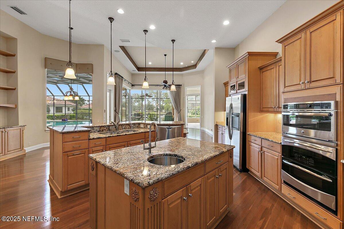 1379 MOSS CREEK Drive