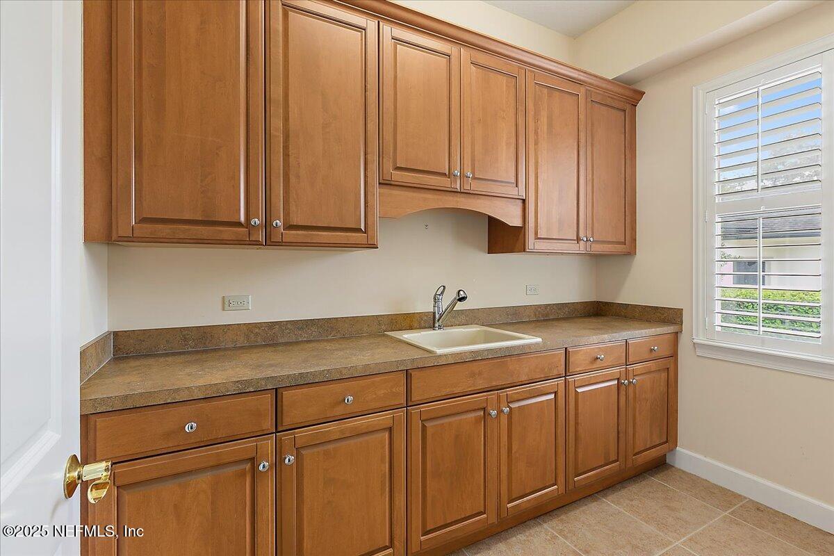 1379 MOSS CREEK Drive