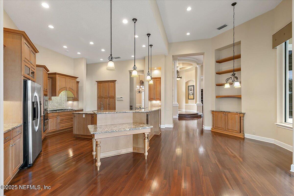 1379 MOSS CREEK Drive