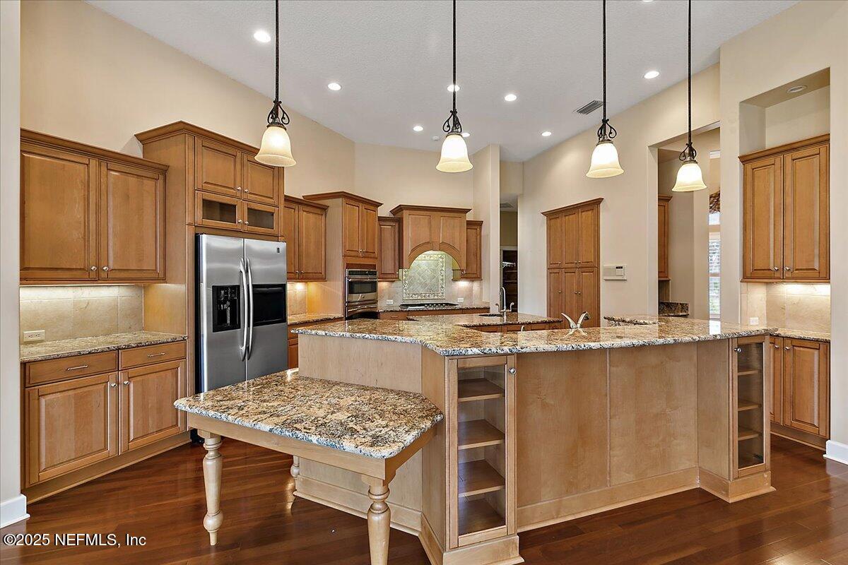 1379 MOSS CREEK Drive