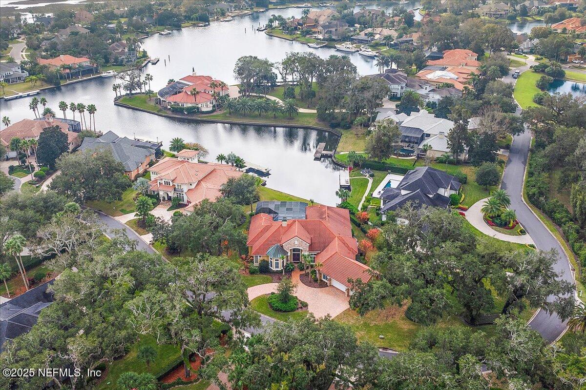 1379 MOSS CREEK Drive