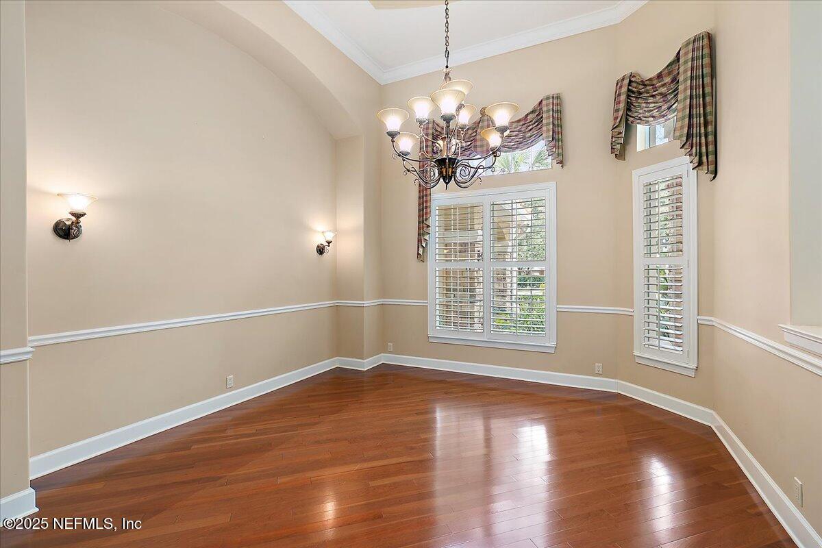 1379 MOSS CREEK Drive
