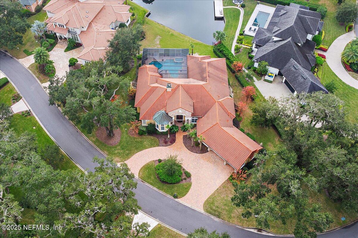 1379 MOSS CREEK Drive