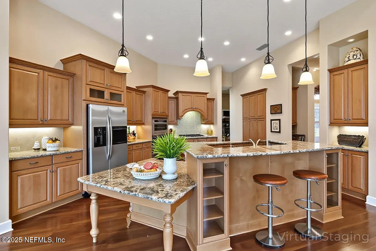 1379 MOSS CREEK Drive