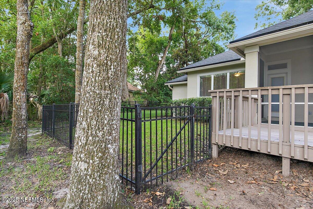 699 SHIPWATCH Drive E