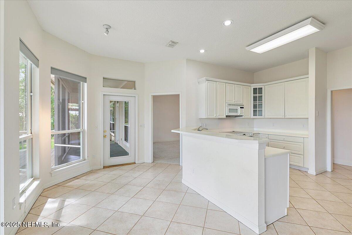 699 SHIPWATCH Drive E