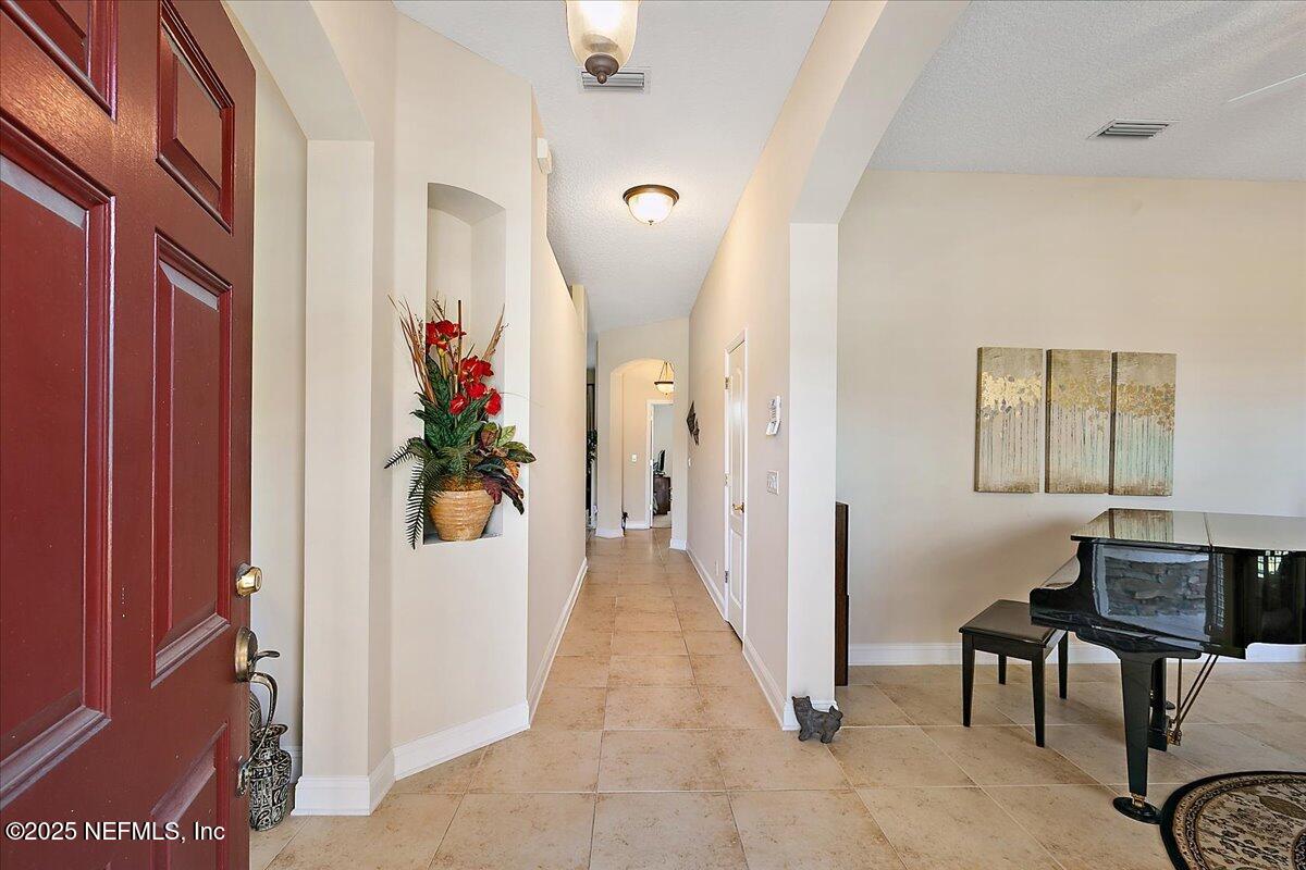 4907 REED ISLAND Trail