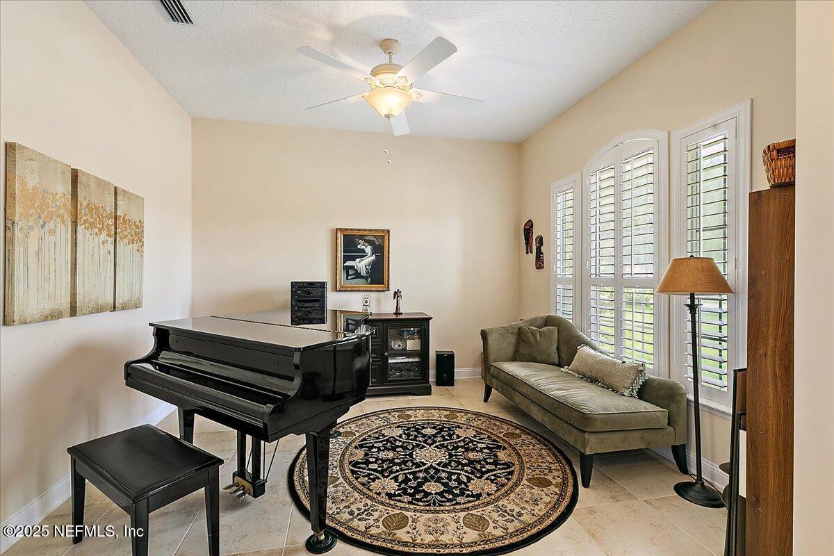 4907 REED ISLAND Trail