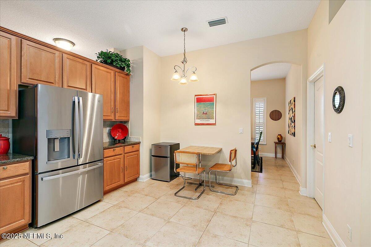 4907 REED ISLAND Trail