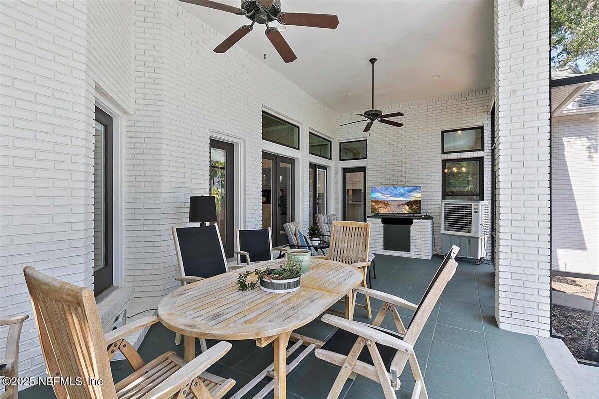 1371 WINDSOR HARBOR Drive