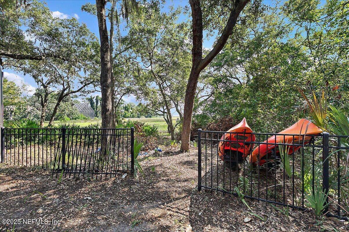 1371 WINDSOR HARBOR Drive