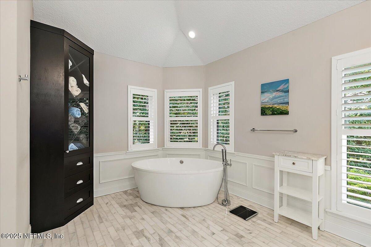 1371 WINDSOR HARBOR Drive