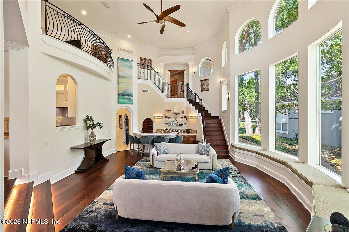 821 QUEENS HARBOR Boulevard